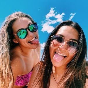 Meet your Posher, Avri